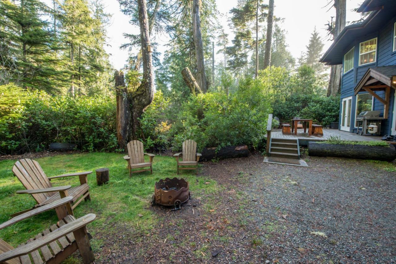 Отель Chesterman Hideaway Тофино Экстерьер фото